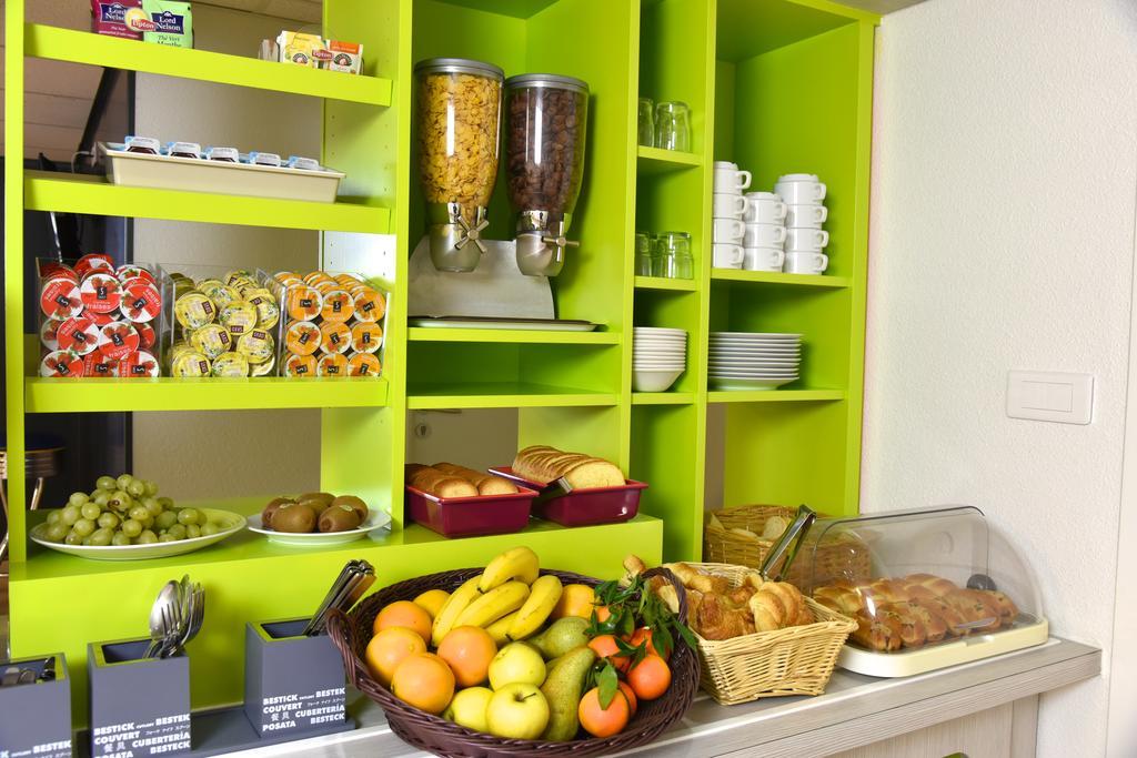 Sweet And Smart Sarreguemines - Hambach Otel Dış mekan fotoğraf
